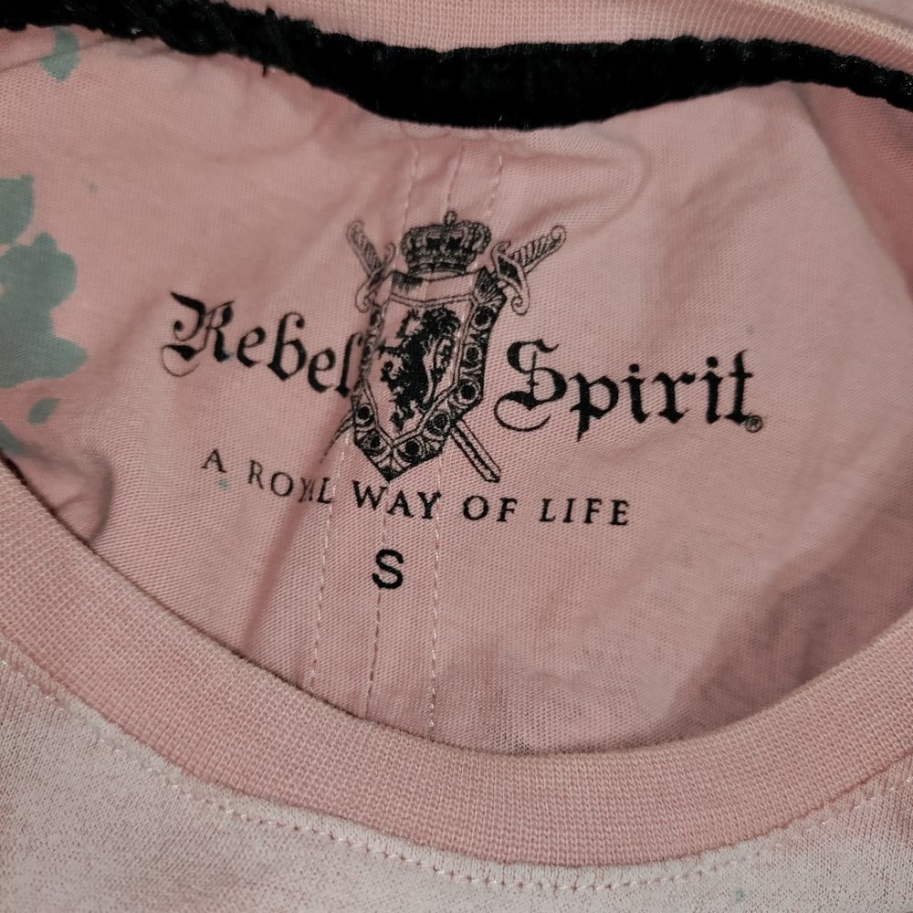 Rebel Spirit - Amazing Short Sleeve Tee - Picture 4 of 4
